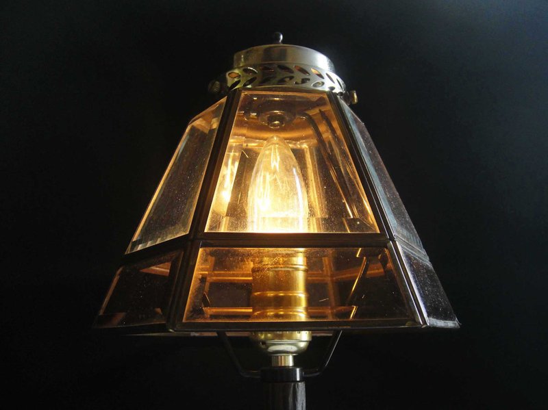 【Old Time OLD-TIME】Early second-hand Japanese-made thick copper glass table lamp*Only sent to the post office* - โคมไฟ - วัสดุอื่นๆ 