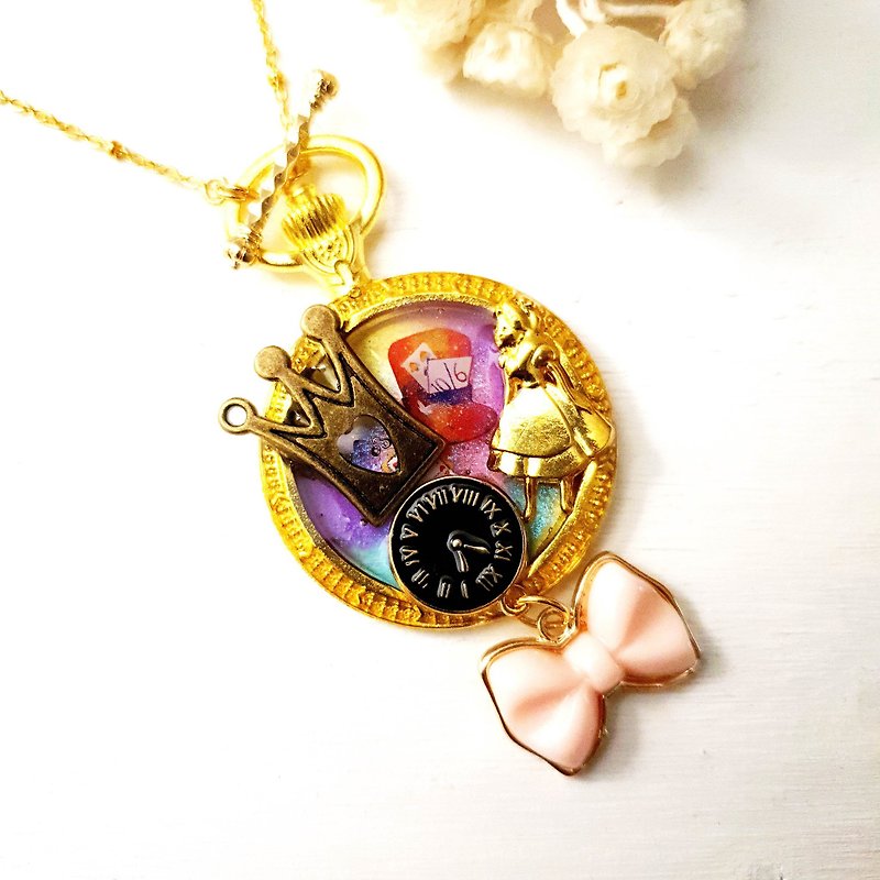 Alice in Wonderland x 14K Gold Necklace / Alice x Clock x Stars - Necklaces - Other Metals Multicolor