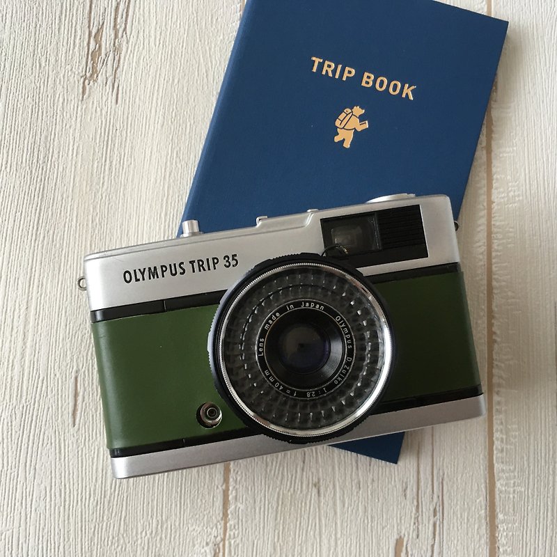 Olympus TRIP 35 Film Camera with green smooth genuine leather - Cameras - Other Metals Green