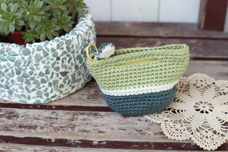 [Good Day] Handmade Forest Walk Picnic Basket Small Purse / Coin Purse / Gift - Coin Purses - Other Materials Green