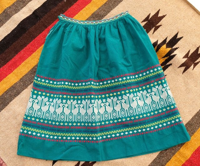 Vintage Guatemalan Hand Embroidered Skirt - Shop YUZIVINTAGE