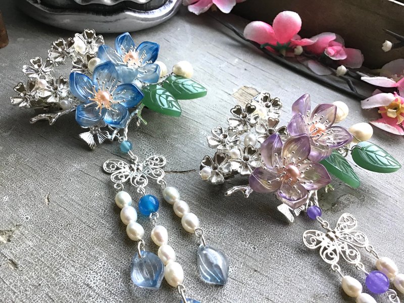 Meow Handmade~Antique Flower Spring Hairpin/Blue.Purple - เครื่องประดับผม - วัสดุอื่นๆ 