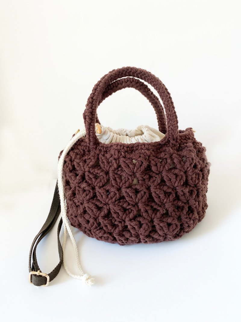 ผ้าฝ้าย/ผ้าลินิน กระเป๋าถือ สีนำ้ตาล - Crochet crossbody bag