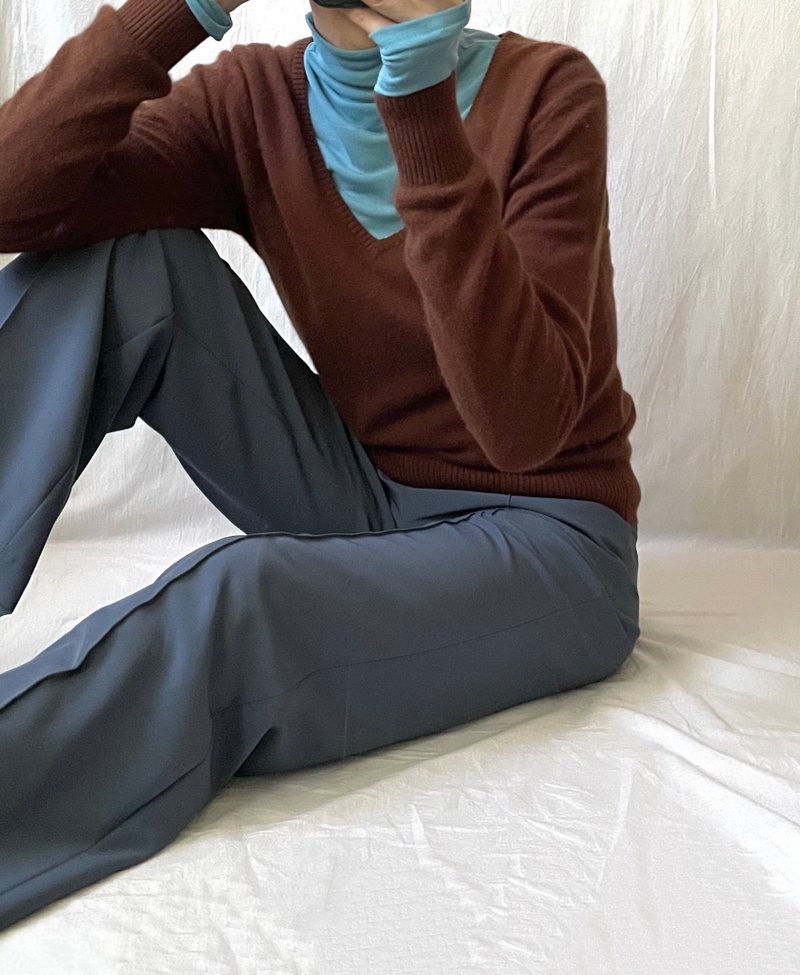 焦糖棕85%喀什米爾山羊絨合身V領毛衣 - 女毛衣/針織衫 - 羊毛 