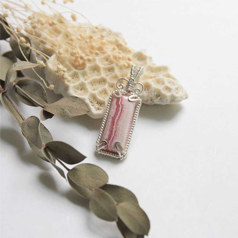 [Love is like tide] rhodochrosite square sterling silver woven pendant - Necklaces - Gemstone Pink