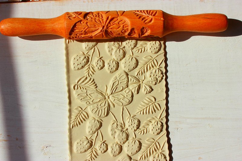 Rolling pin ,cookie rolling pin ,butterfly pattern rolling pin,cookie stamp - 廚房家電 - 木頭 咖啡色