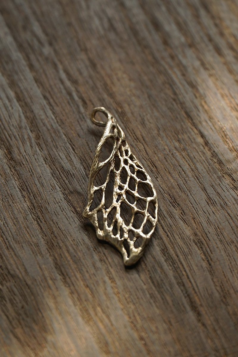 Sterling silver pendant made from leaf veins - Necklaces - Silver Silver