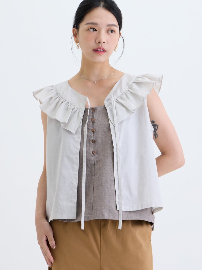 Blooming petal style strappy blouse-White Tea - เสื้อกั๊กผู้หญิง - ผ้าฝ้าย/ผ้าลินิน สีเทา