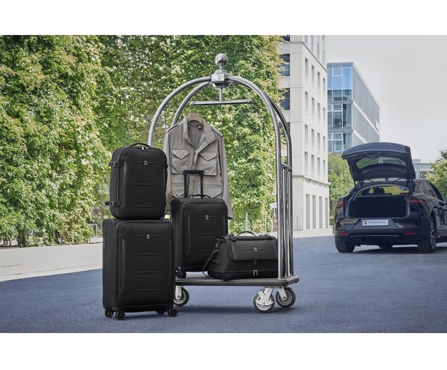 VICTORINOX スイスビクトリノックス CrossLight 機内持ち込み VICTORINOX スイスビクトリノックス CrossLight 機内持ち込み