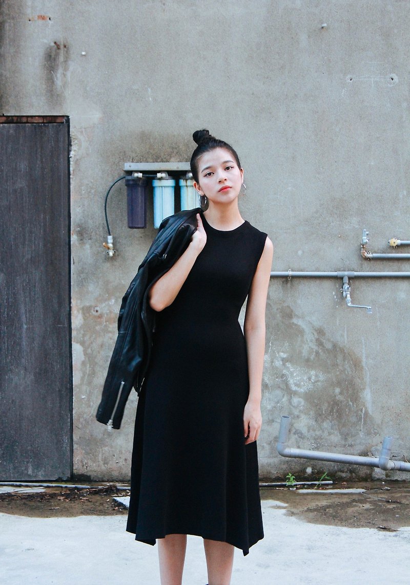 Fran Dress black irregular knee-length vest dress - ชุดเดรส - ผ้าฝ้าย/ผ้าลินิน 