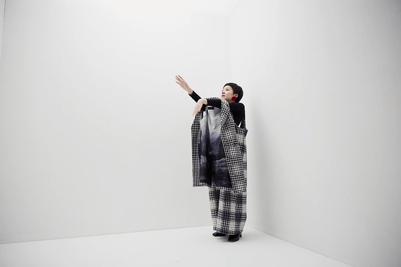 Cloud hiding in suit jacket black and white plaid - Women's Casual & Functional Jackets - Other Materials White