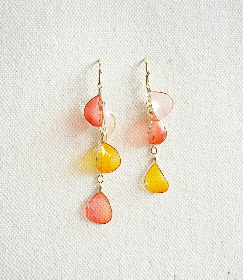 coral pink-orange petals pierced earrings or clip&screw earrings - Earrings & Clip-ons - Resin Orange