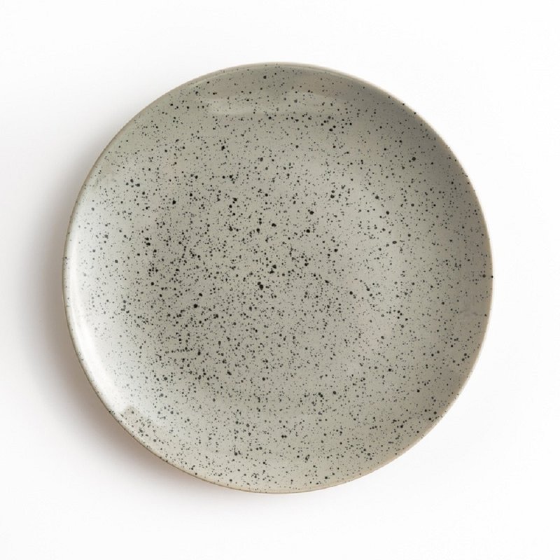 【新品】WAGA 醇色溫潤 20cm 陶瓷圓盤│芝麻│單品 - 盤子/餐盤/盤架 - 瓷 多色