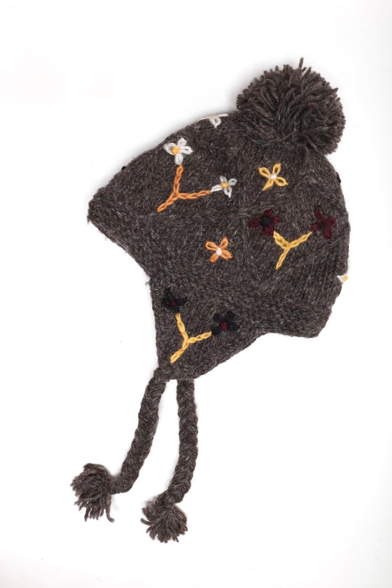 童/成人黑灰立體小花刺繡純羊毛球護耳帽手工編織防風內襯毛帽子 - 帽子 - 羊毛 灰色
