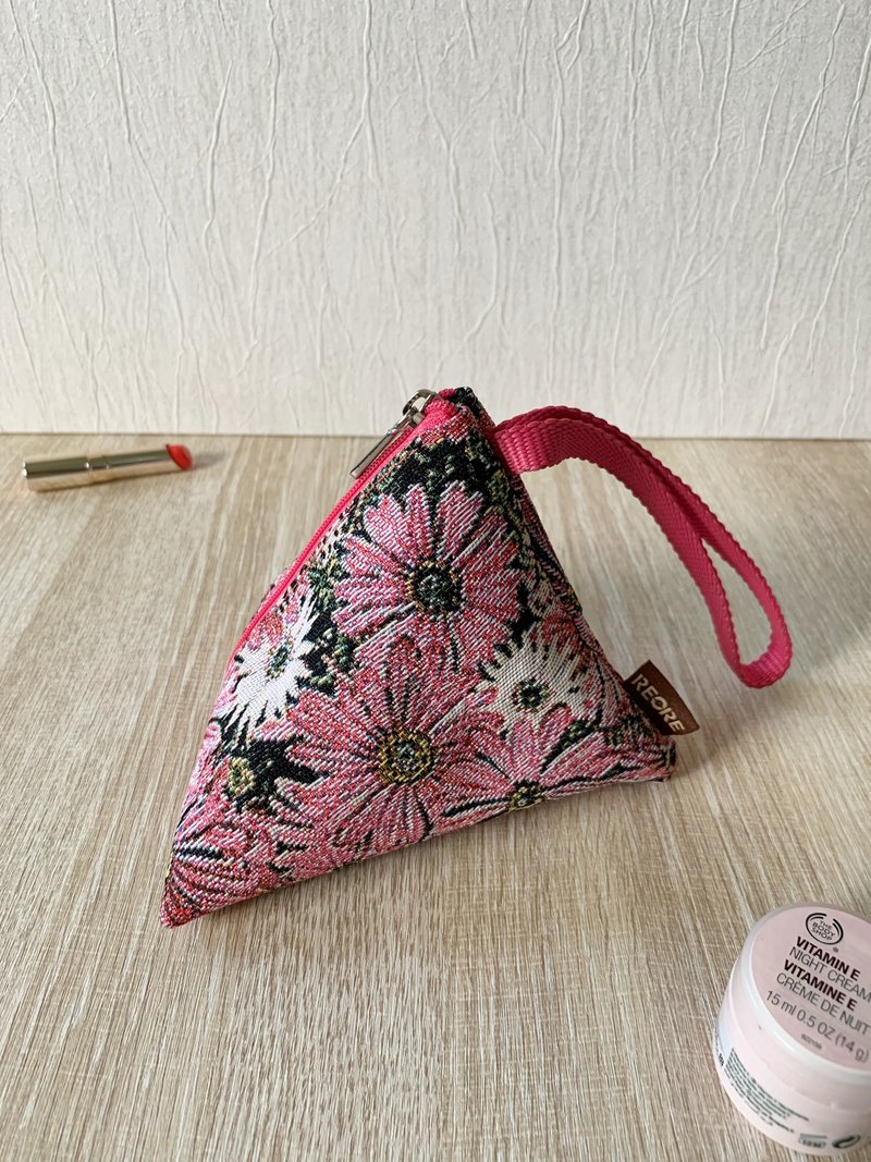 Handmade Cosmetic Bag / Makeup Bag / Jacquard Weave / Water Repellent - กระเป๋าเครื่องสำอาง - วัสดุกันนำ้ สึชมพู