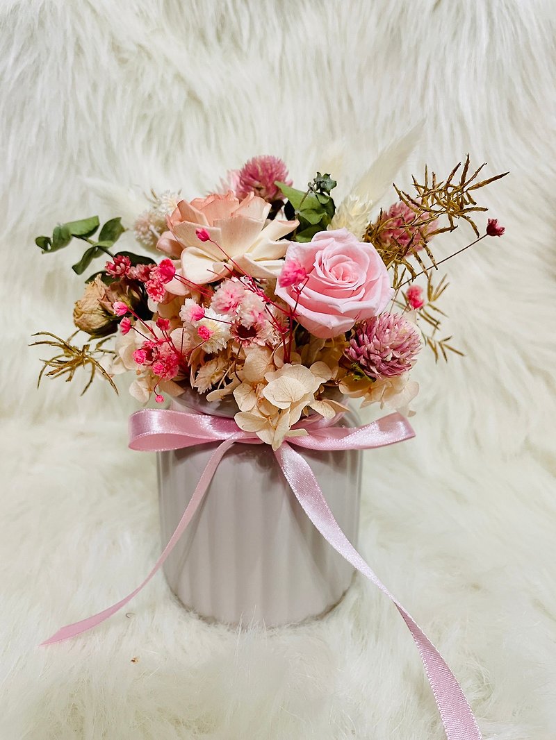 Ordinary Little Days Milk Jug - Dried Flowers & Bouquets - Plants & Flowers Pink