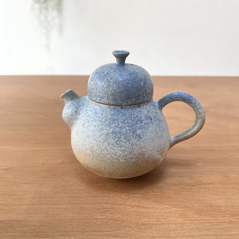 翠浪 手工陶高帽茶壺 - 茶具/茶杯 - 陶 藍色