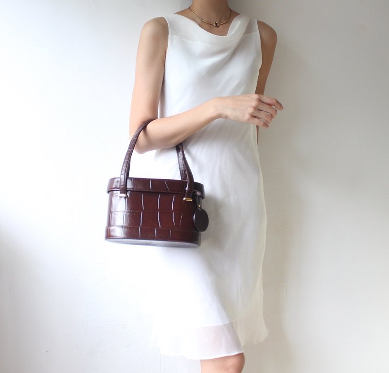 FOAK vintage Junko Shimada Brown crocodile leather pattern antique box bag - กระเป๋าถือ - หนังแท้ 