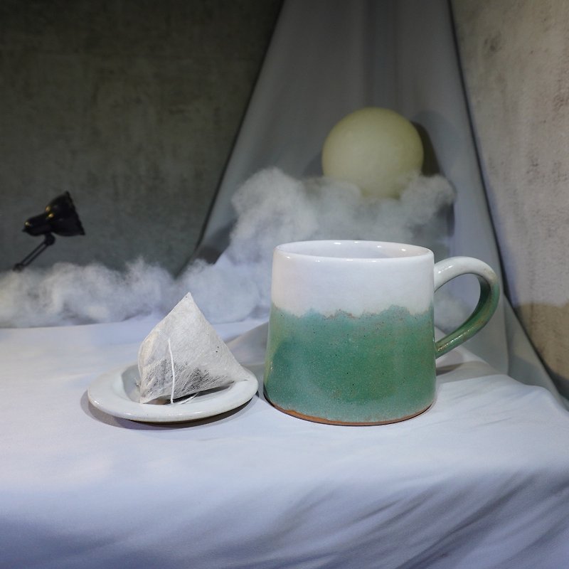 Green White Yamagata Cup-about 330ml, teacup, mug, water cup, coffee cup, cup lid - แก้วมัค/แก้วกาแฟ - ดินเผา หลากหลายสี