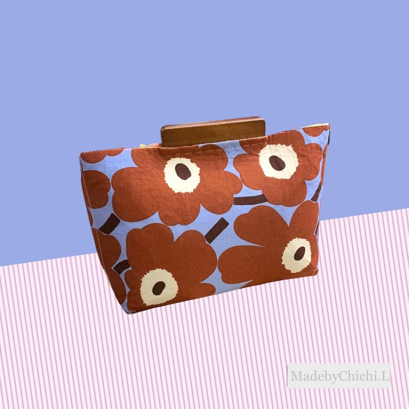 MBC 人手製 marimekko 小木片 口金包 Japan limited pattern - 側背包/斜背包 - 棉．麻 咖啡色