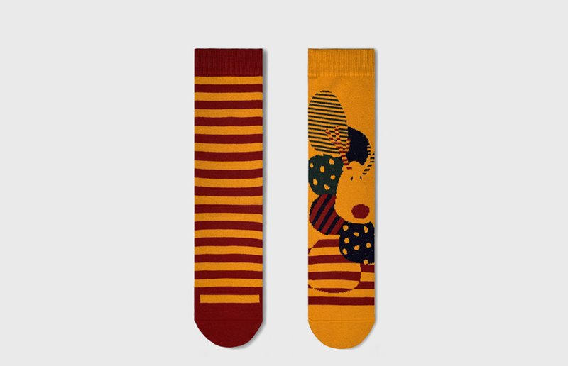 socks_rudolph / irregular / gift  / couple / pair / unisex / red - Socks - Cotton & Hemp Red