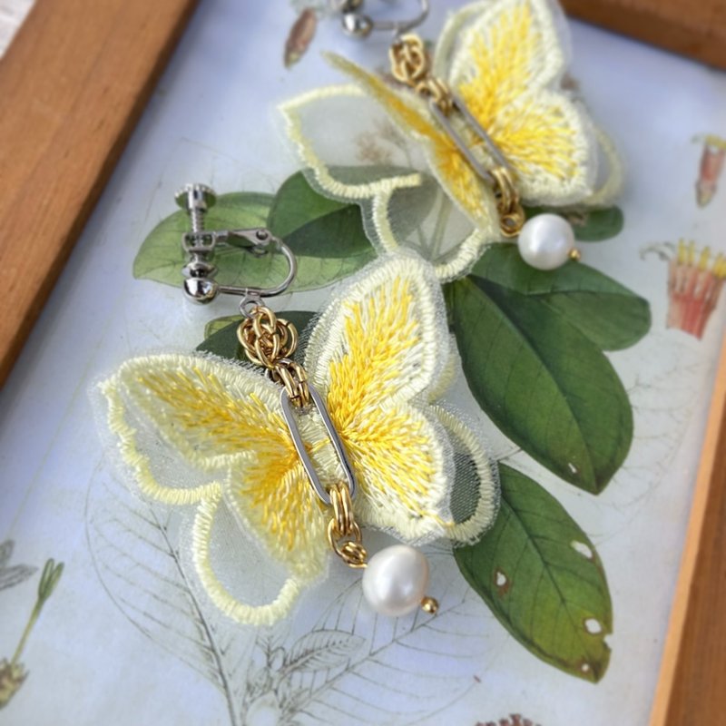 Butterfly Lace Earrings (Flying) Embroidered Floral Mother's Day Gift - Earrings & Clip-ons - Thread Yellow