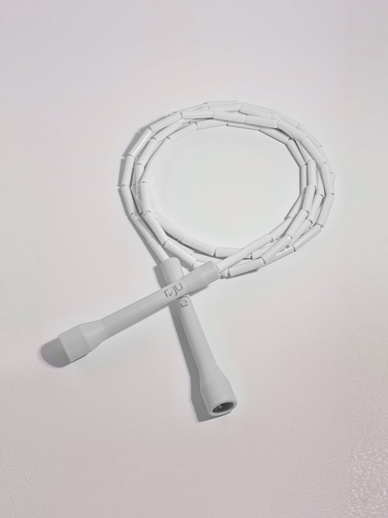 【J3S】縄跳び ビートロープ ビートロープ 3メートル (ショートハンドルパット - スターライトホワイト) - トレーニング用品 - プラスチック ホワイト