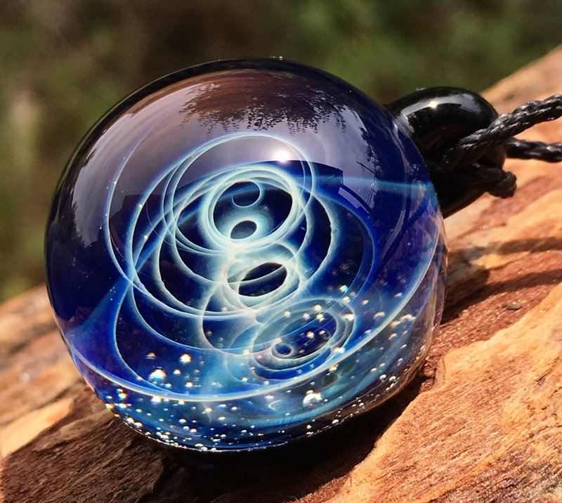 boroccus宇宙星系三維圖案耐熱玻璃吊墜 - 項鍊 - 玻璃 藍色