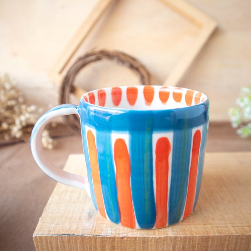 That’s it – Painted Series Cup [Red and Blue Contrast Striped Straight Cup] - แก้วมัค/แก้วกาแฟ - ดินเผา หลากหลายสี