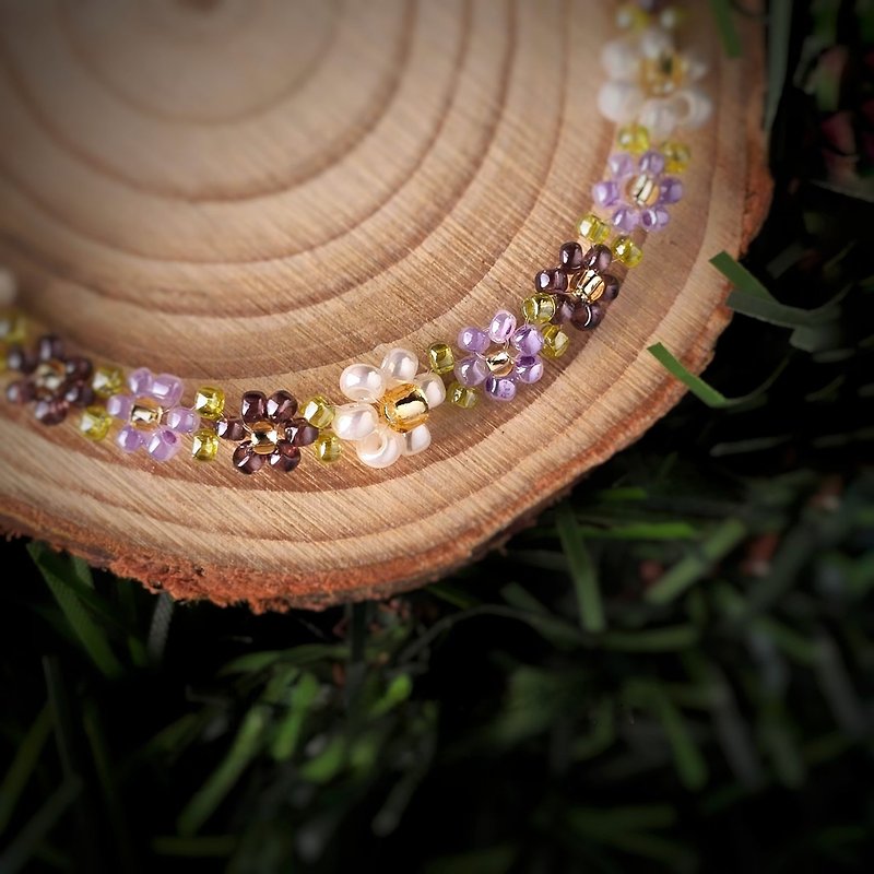 Flower Beaded Bracelet Glass Beads-Garden Series Vineyard- - สร้อยข้อมือ - แก้ว สีม่วง
