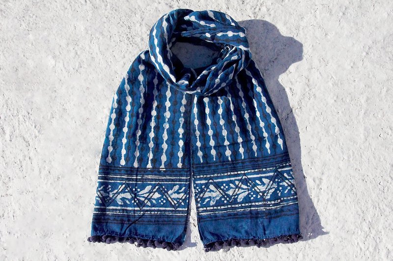A limited edition of hand-woven pure cotton scarf / indigo blue dye scarves vegetable dyes / vegetation dyeing cotton scarf - blue waves wavy hair balls tassel - Scarves - Cotton & Hemp Blue