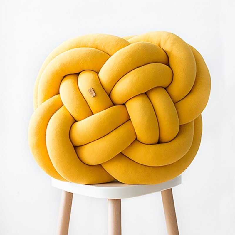Knot Cushion 纏繞抱枕 | 花朵款芒果黃  喬遷禮物 - 枕頭/抱枕 - 棉．麻 黃色