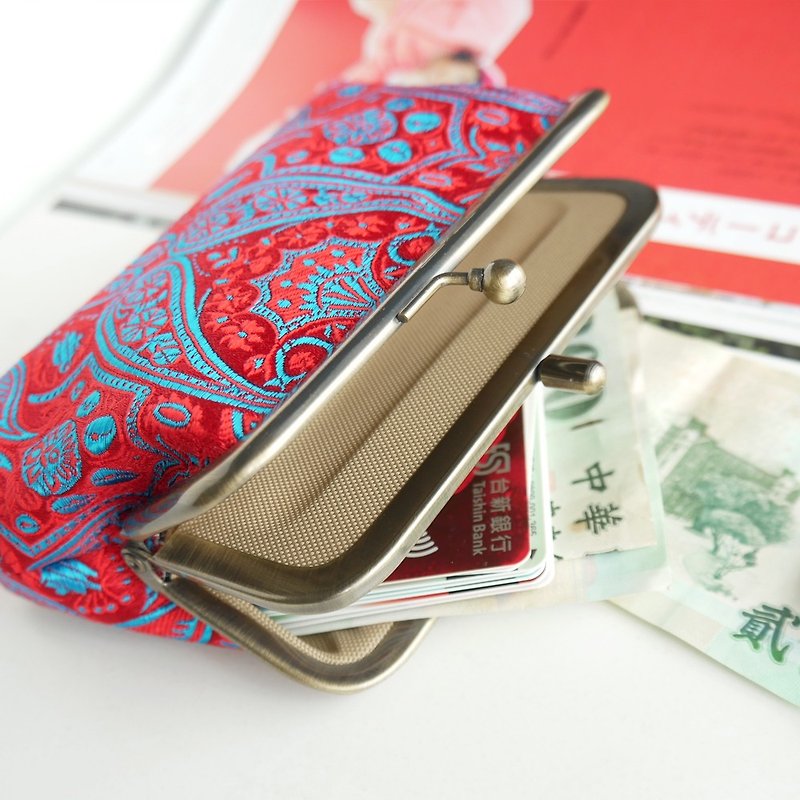 Warm two-compartment coin purse/ kiss lock bag[Made in Taiwan] - Coin Purses - Other Metals Red