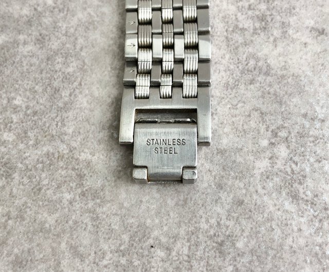 Yves Saint Laurent アナログ腕時計 シルバー 日本直送 名牌中古包 】Yves Saint Laurent イヴ・サンローラン