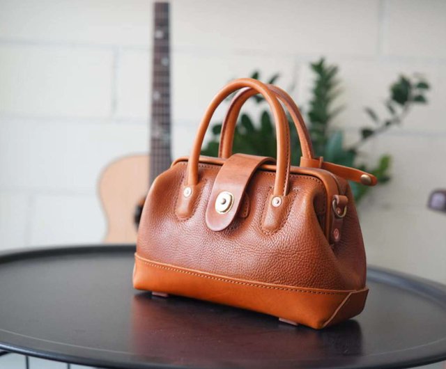 Dooney and best sale bourke 30 off