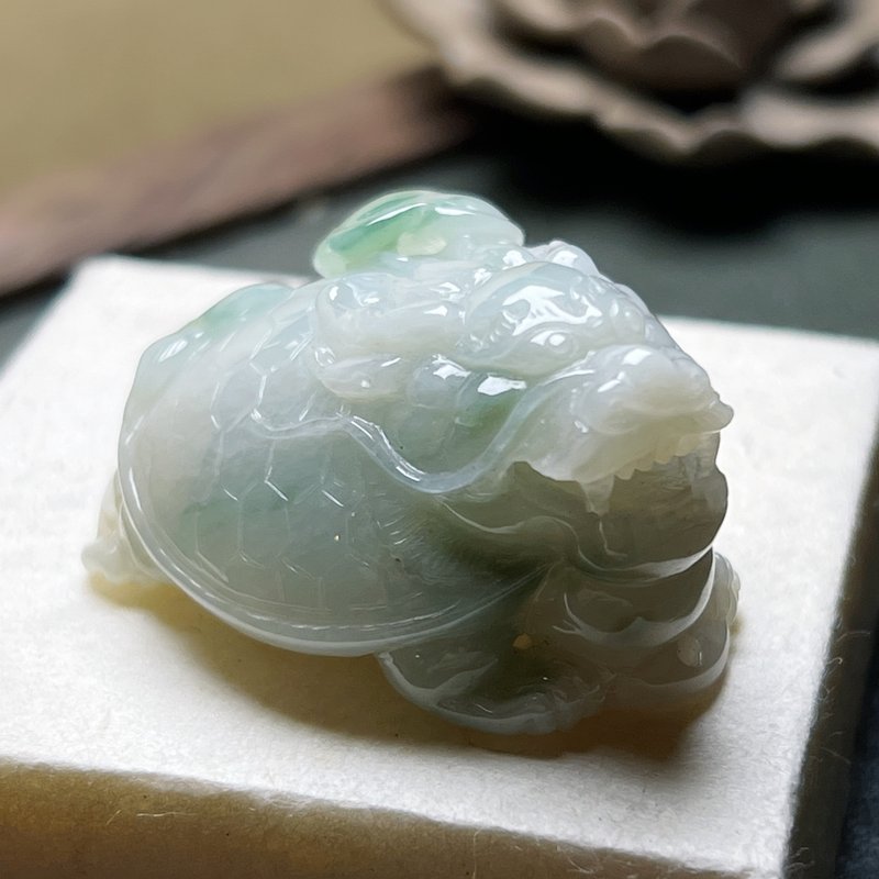 飄花翡翠龍龜  | 天然A貨翡翠 | 送禮 - 吊飾/掛飾 - 玉石 透明