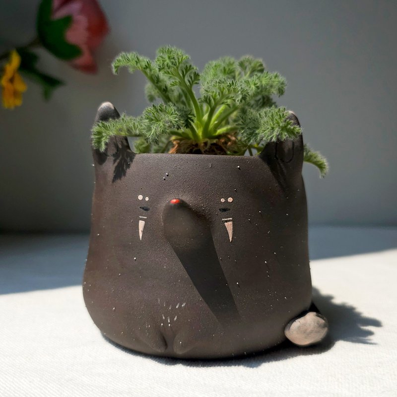 Black tribal fox planter. Handmade plant pot. - 花瓶/花器 - 陶 