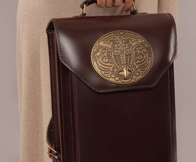 KOEY<イエロー>プラークレトロレザーバックパックブラウンセミサークル