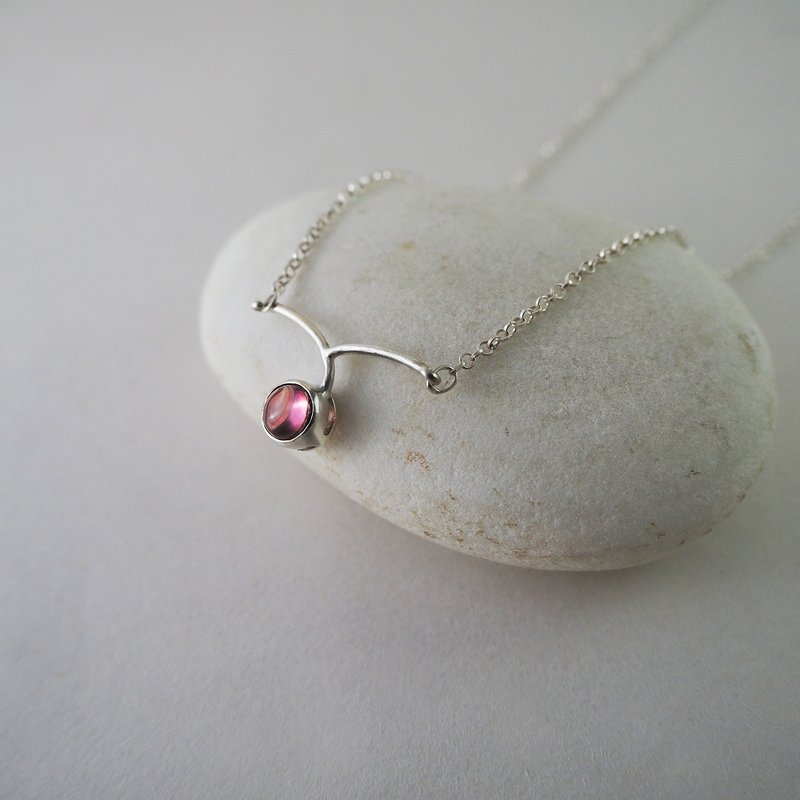 fly Tourmaline necklace_飛翔碧璽項鍊 925銀 限量 設計師 珠寶 - 項鍊 - 半寶石 粉紅色