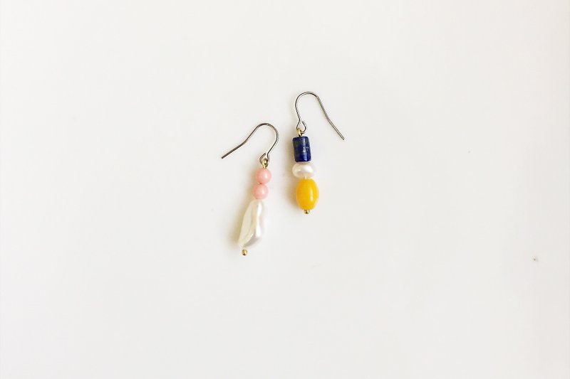 Wonderful Neighbor Natural Stone Pearl Stud Earrings - ต่างหู - เครื่องเพชรพลอย หลากหลายสี