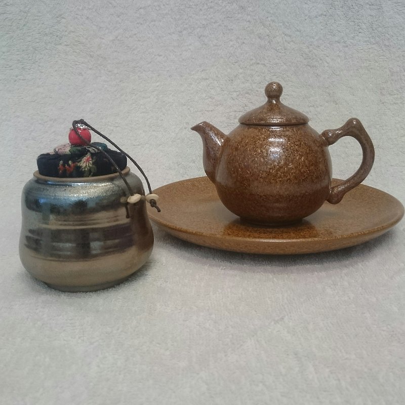 金銀彩藍布蓋手拉一兩茶葉罐 - 茶壺/茶杯/茶具 - 陶 
