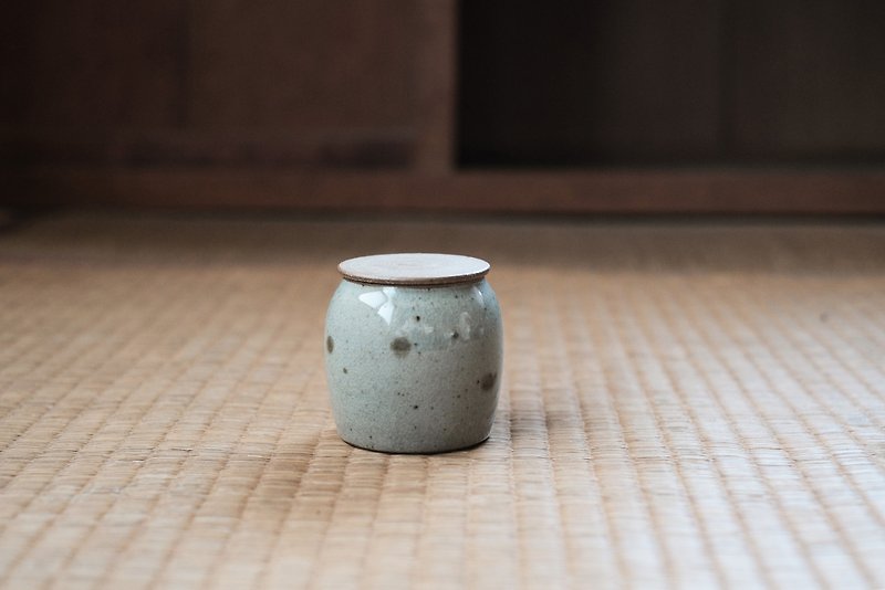 Tea Cang|Small Dot Celadon Lid Jar - Teapots & Teacups - Pottery Blue