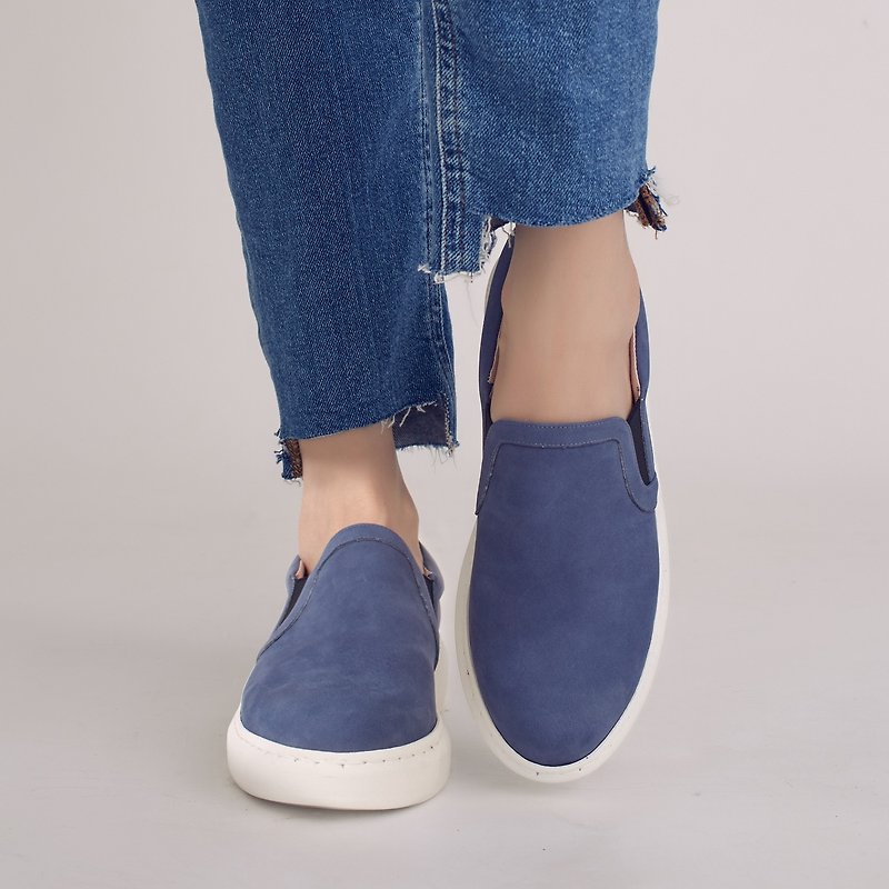 Strolling in the clouds! Light feathers memory relieves lazy shoes dark blue full leather Taiwan handmade - Women's Casual Shoes - Genuine Leather Brown