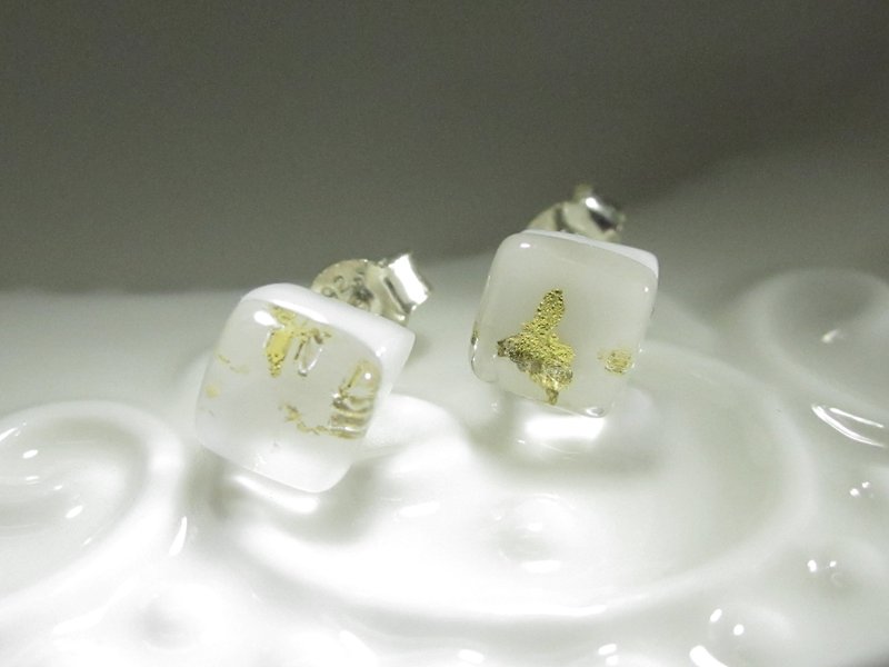 ×| 金箔系列 |× 琉璃耳環- SPA白金-方型 - 耳環/耳夾 - 玻璃 白色
