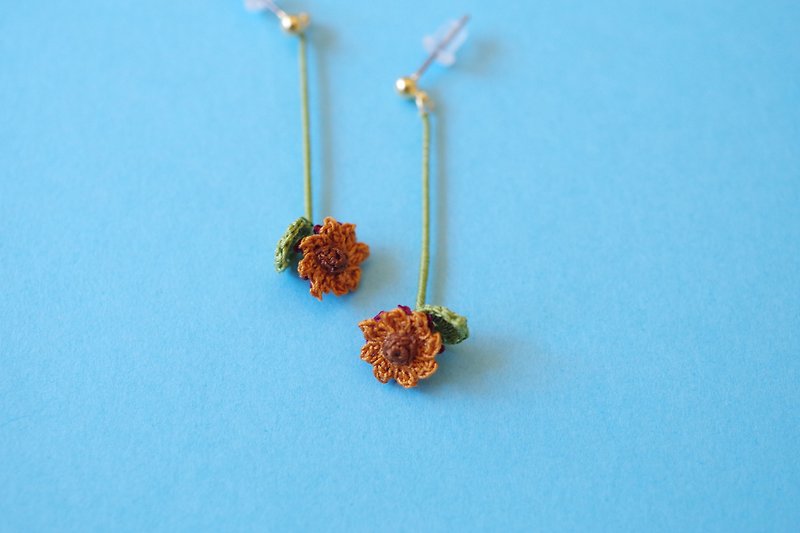 august sunflower Clip-On or earrings modern - Earrings & Clip-ons - Cotton & Hemp Orange