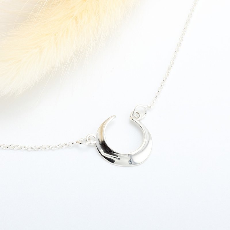 【禮物】月牙 月亮 代表我的心 s925 純銀 項鍊 生日 紀念日 - 項鍊 - 純銀 銀色