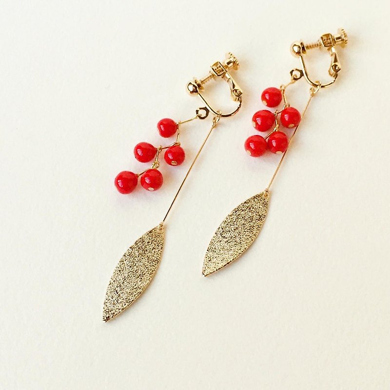 Red seed earrings - ต่างหู - ดินเหนียว สีแดง