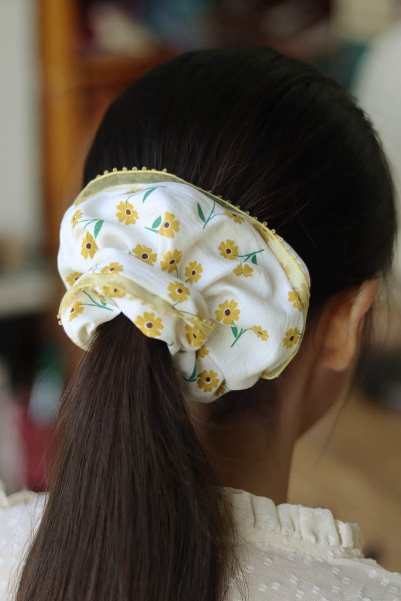 Floral Handmade Large Intestine Hairband Handmade Hair Accessories - ที่คาดผม - วัสดุอื่นๆ 