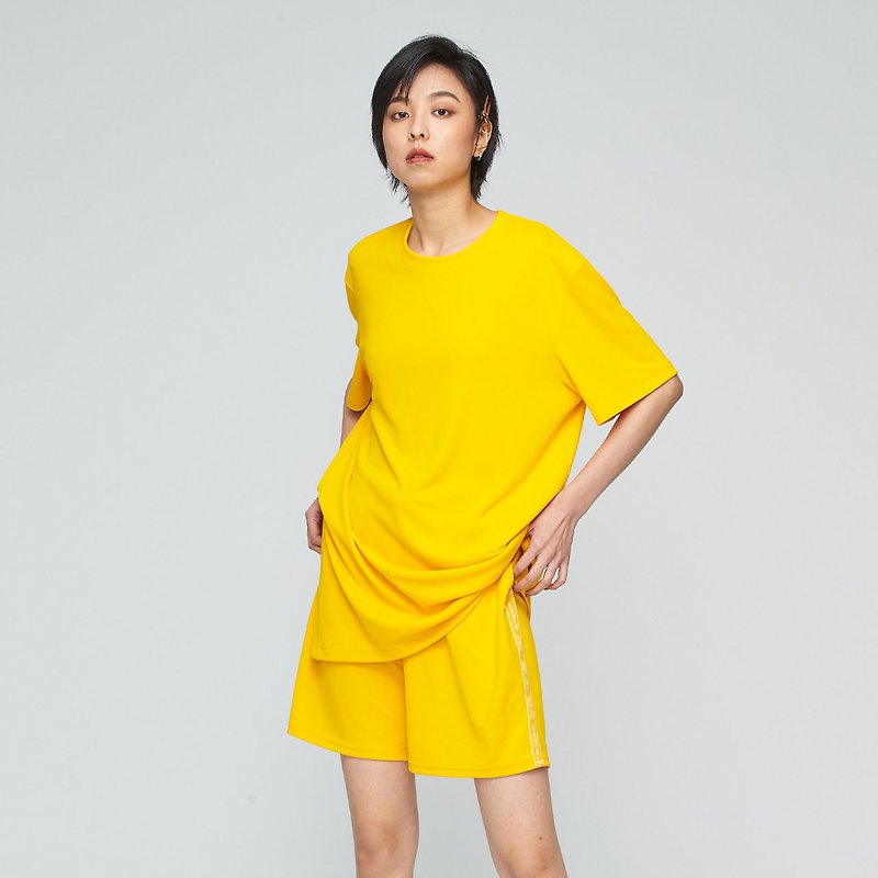 Cozee-antibacterial suction and discharge unilateral slit wide version top (unisex)-calendula orange - Women's T-Shirts - Polyester Yellow