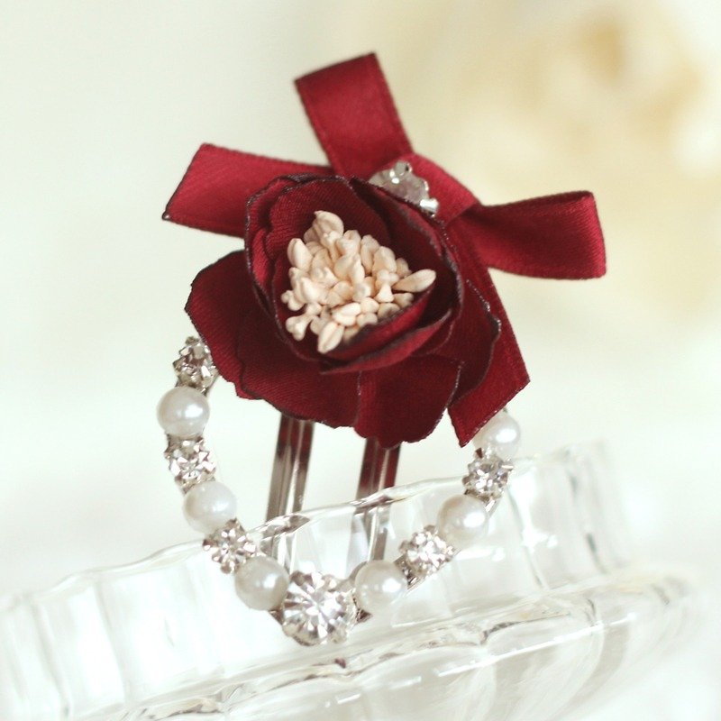 優雅な花柄のハート型ヘアピン - ヘアアクセサリー - シルク・絹 レッド